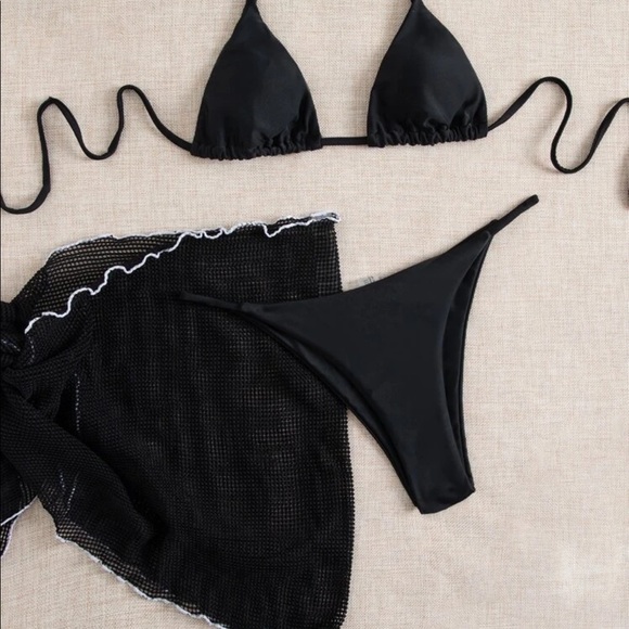 SEXY CHIC black 3 piece swimsuit/white accent trim - Picture 1 of 2